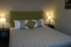 King-Bed